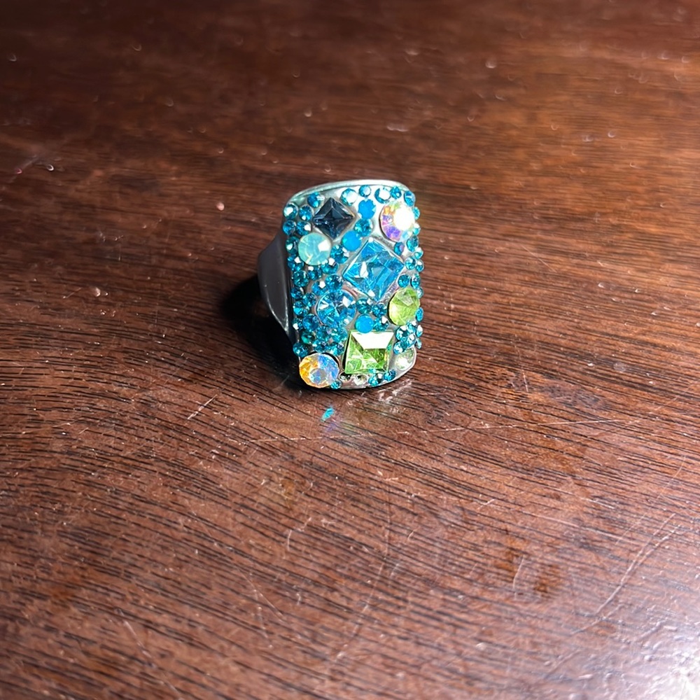 Costume ring
